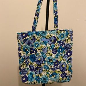 Brand New Vera Bradley tote bag